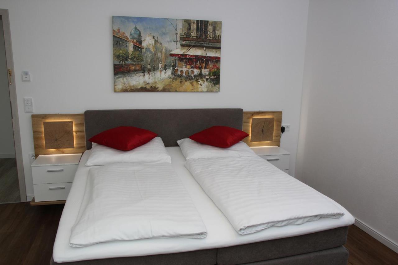 Hotel Am Donaubogen Sarching Exterior photo